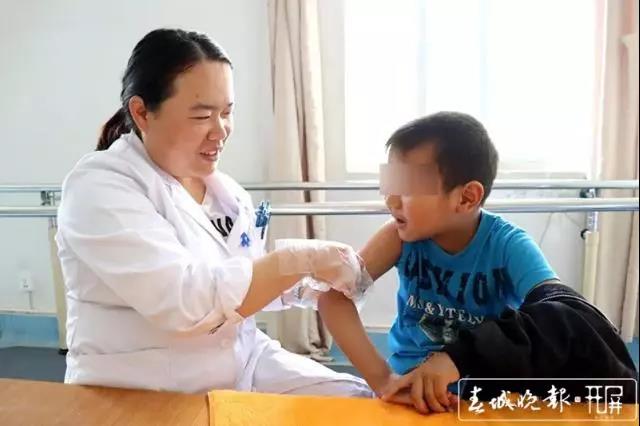 感謝春城晚報(bào)、保山新聞網(wǎng)對(duì)小潤(rùn)潤(rùn)的關(guān)心，感謝患者對(duì)我院的信任！